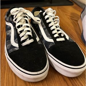 Vans shoes size 10